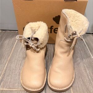 Women's Beige Shearling Lined Winter Boots